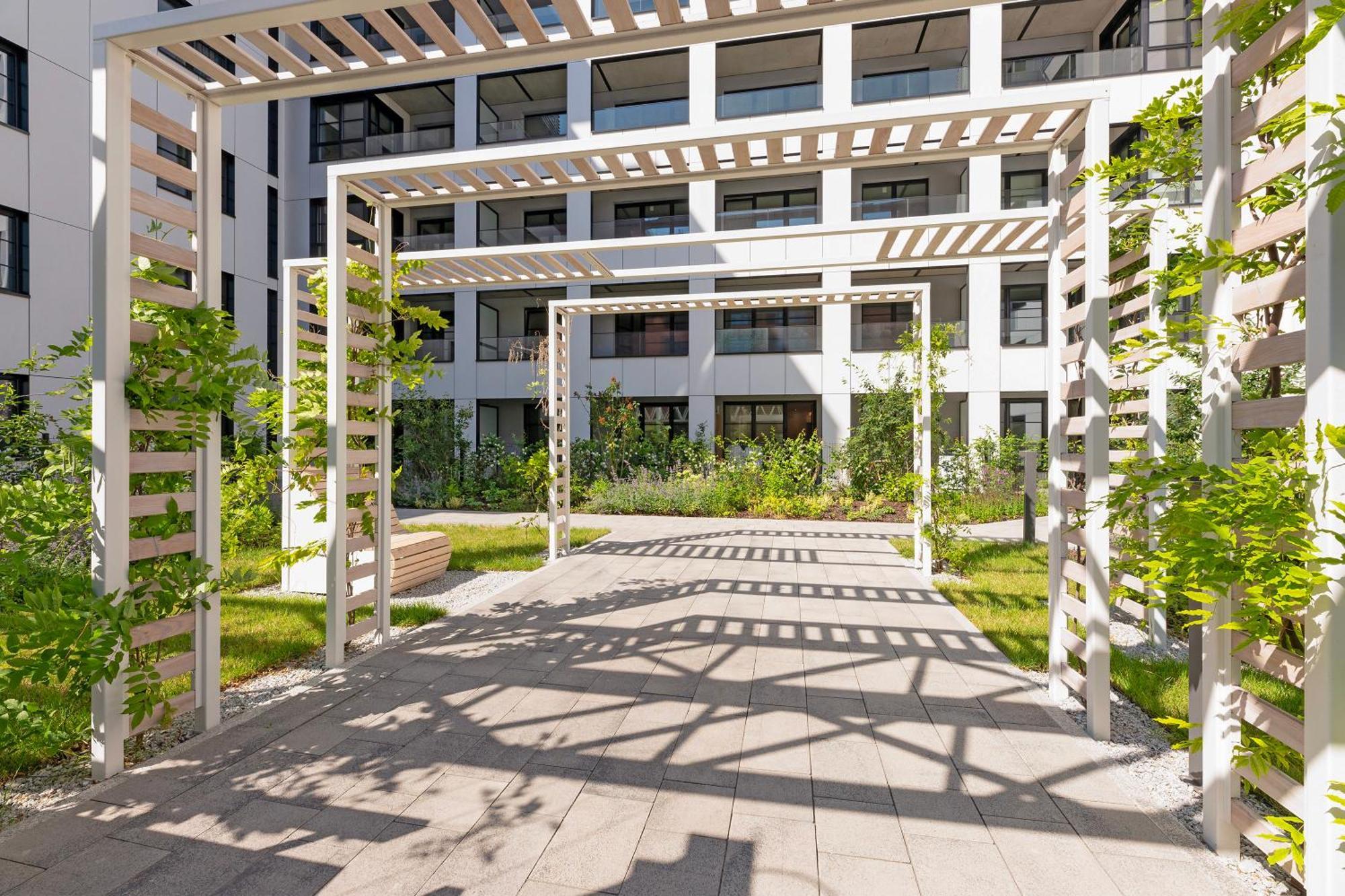 Doki Living & Foodhall By Downtown Apartments Gdansk Exterior photo