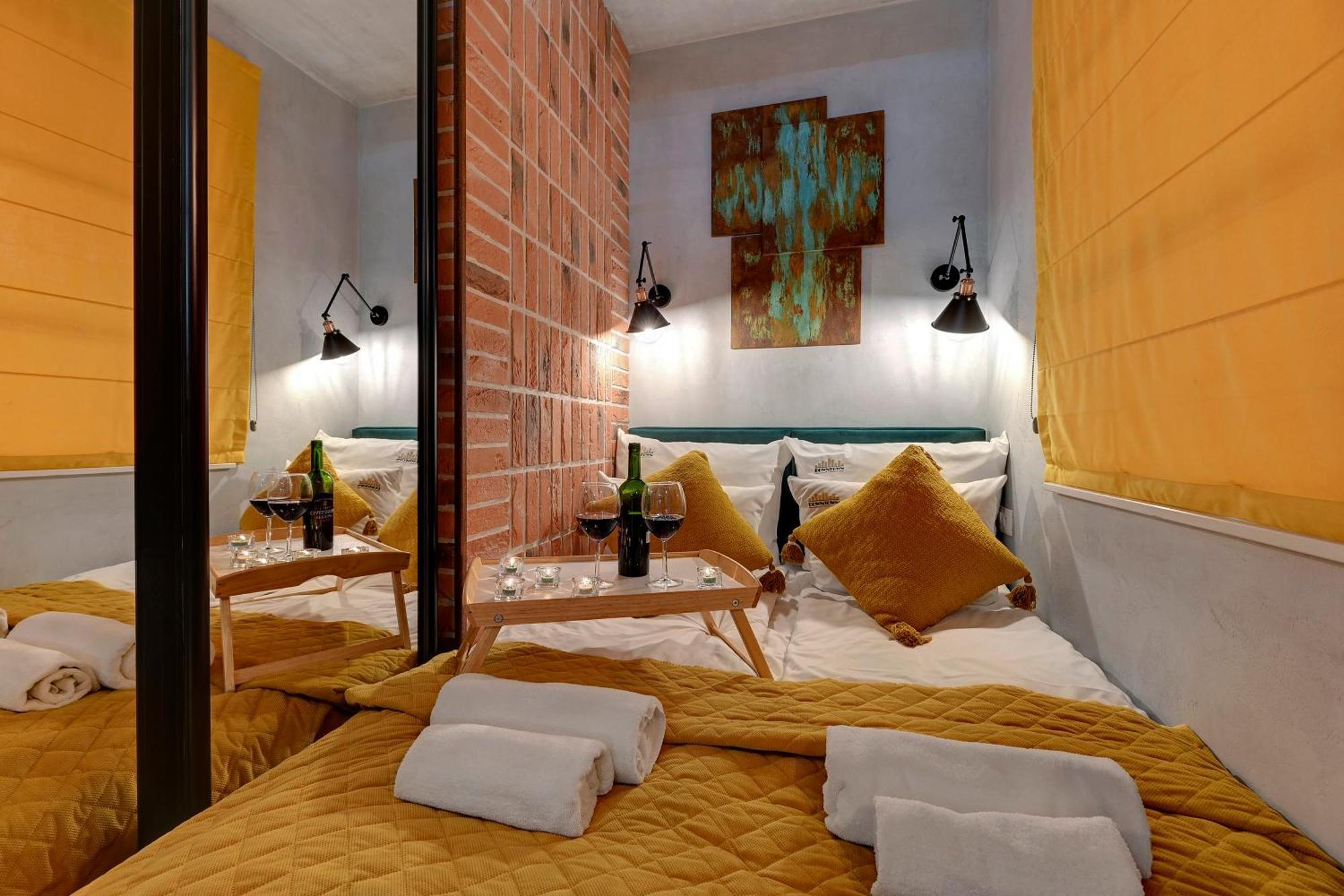 Doki Living & Foodhall By Downtown Apartments Gdansk Exterior photo