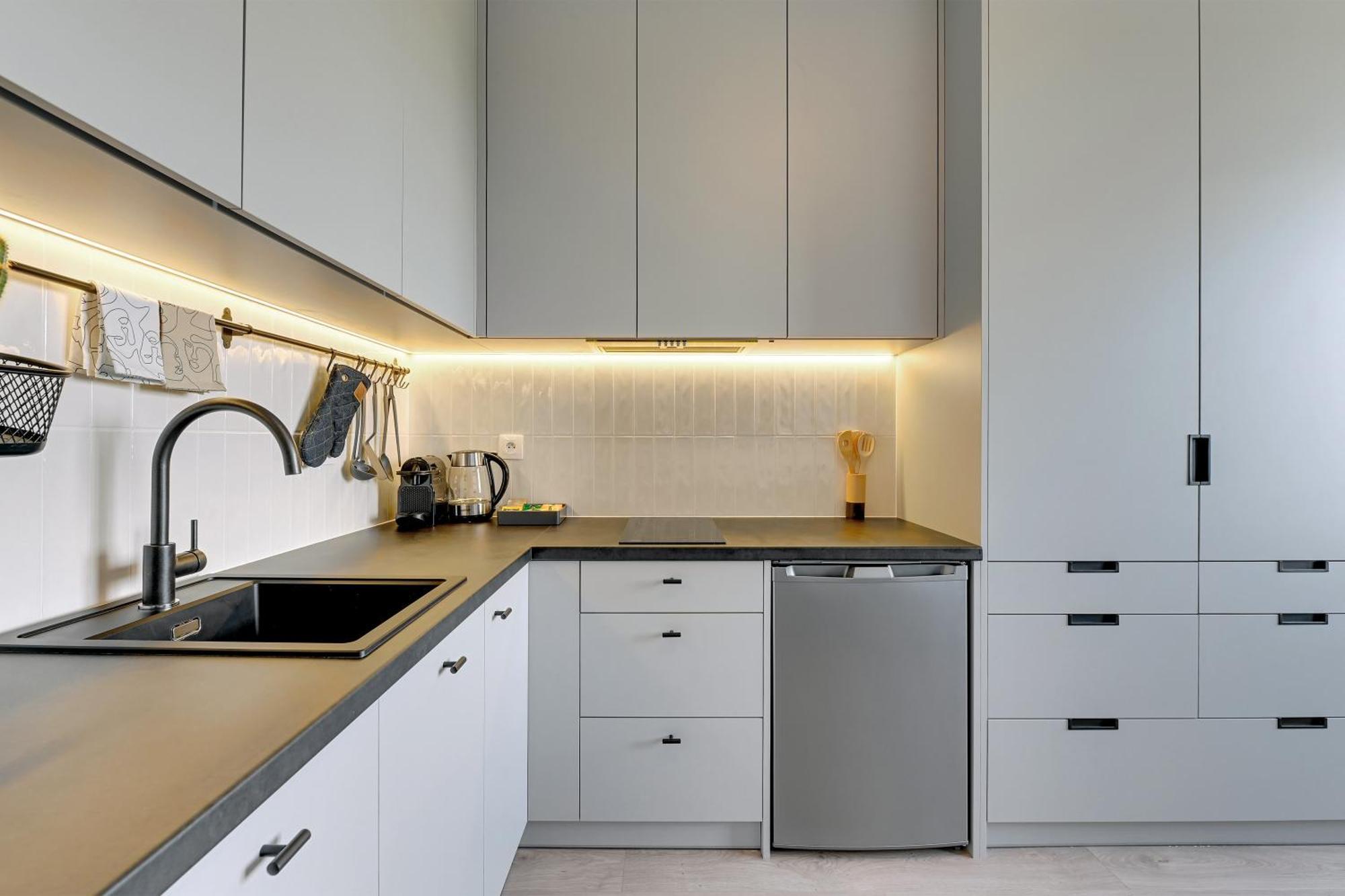 Doki Living & Foodhall By Downtown Apartments Gdansk Exterior photo